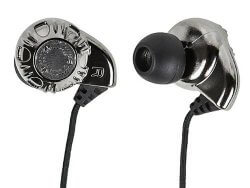 Monoprice 108320 Enhanced Bass Hi-Fi Earbuds Monoprice 108320 Enhanced Bass Hi-Fi Earbuds white background