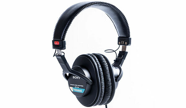 Sony MDR-7506 Review - Still a Good Choice Today?