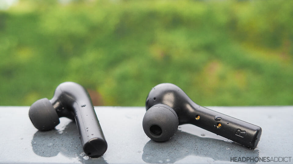 Aukey EP-T21 sweatproof earbuds in rain