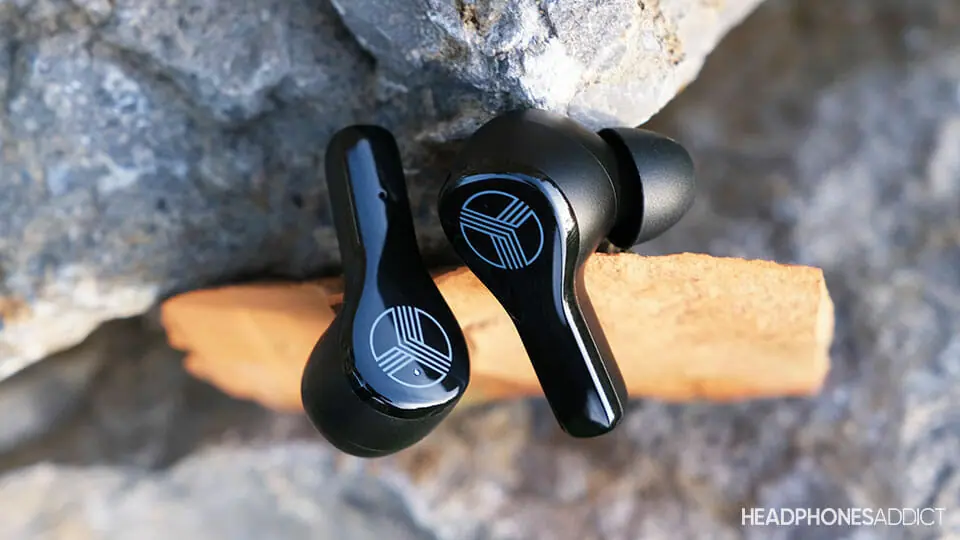 Treblab WX8 earbuds