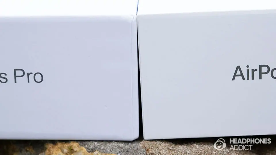Apple AirPods Pro 2 box edge
